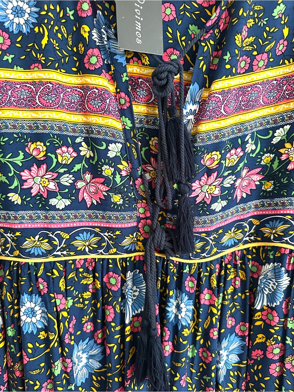 R. Vivimos Dress - Picture 4 of 4